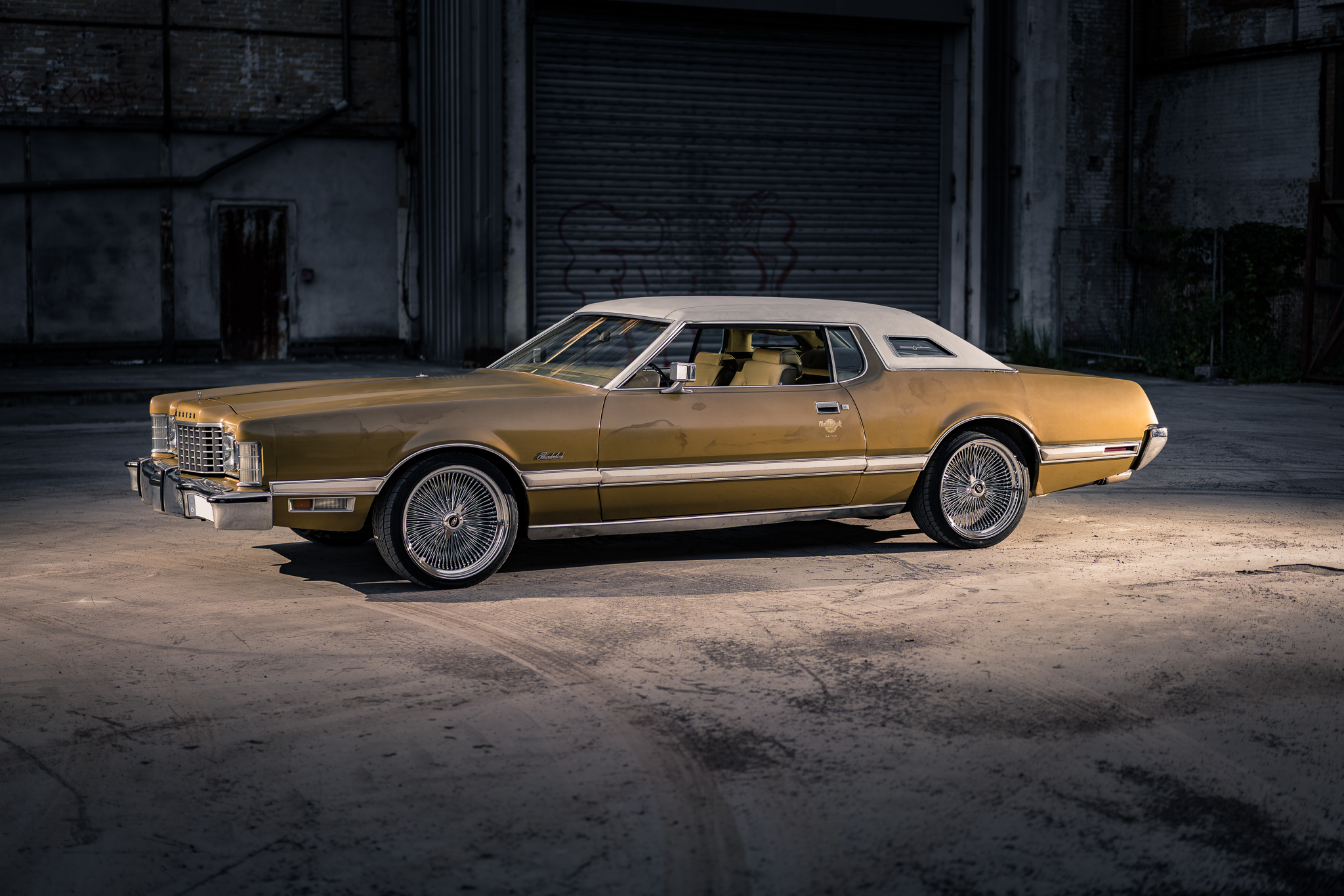 Classic Us Muscle Cars — photograph 1 of 16, misc photography by Robert Bucher