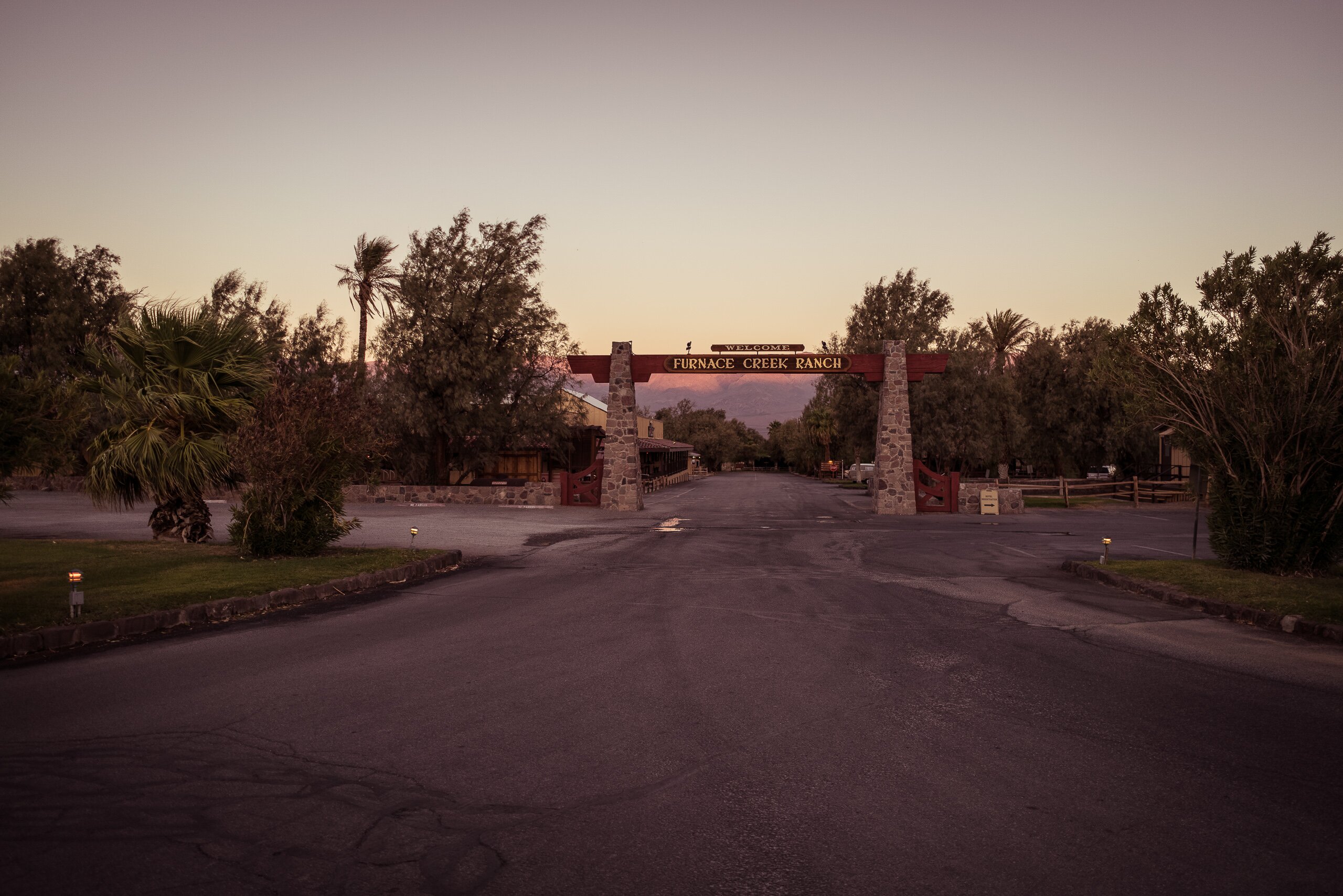 Furnace Creek - photograph 21 of 28, travel photography by Robert Bucher