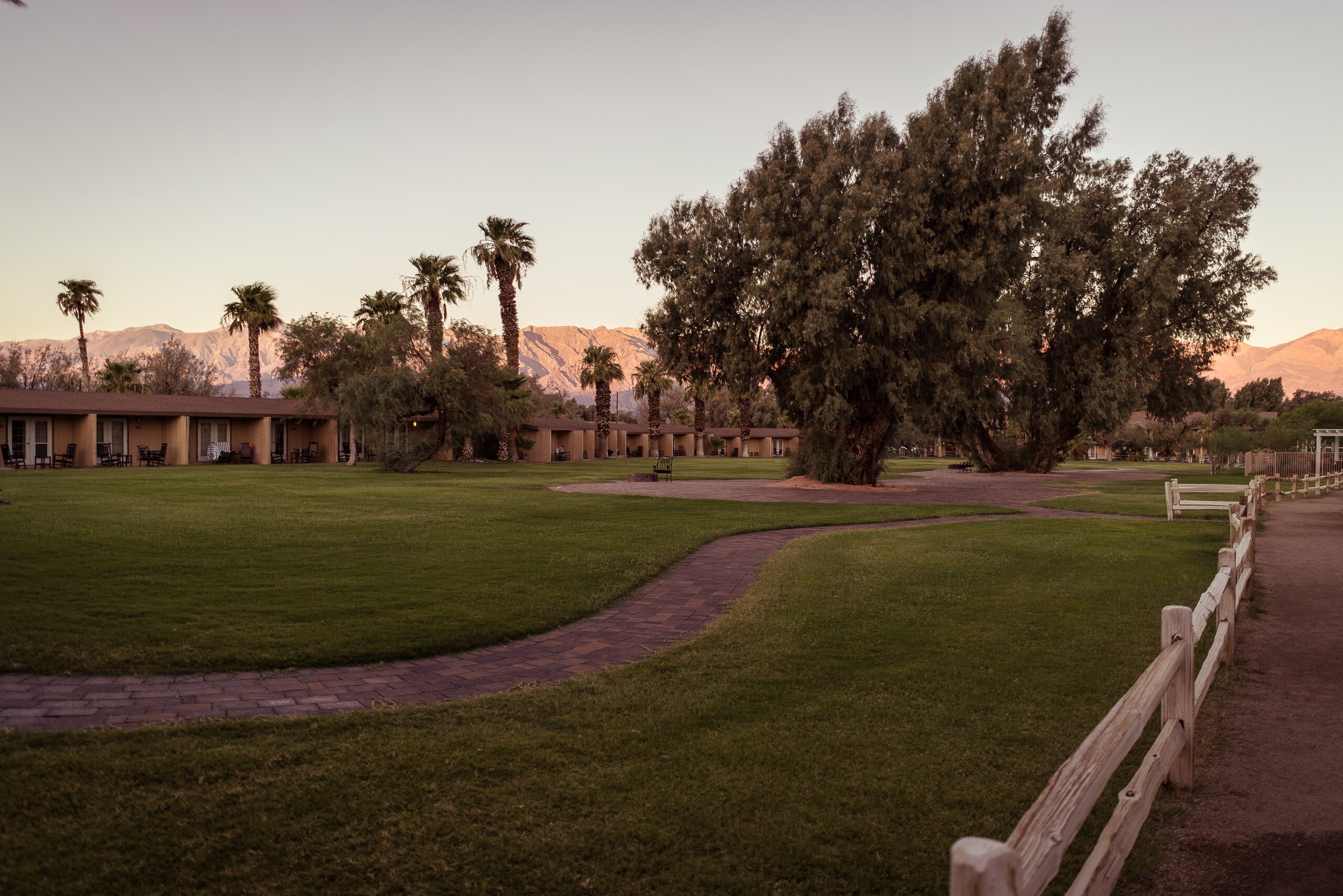 Furnace Creek - photograph 9 of 28, travel photography by Robert Bucher