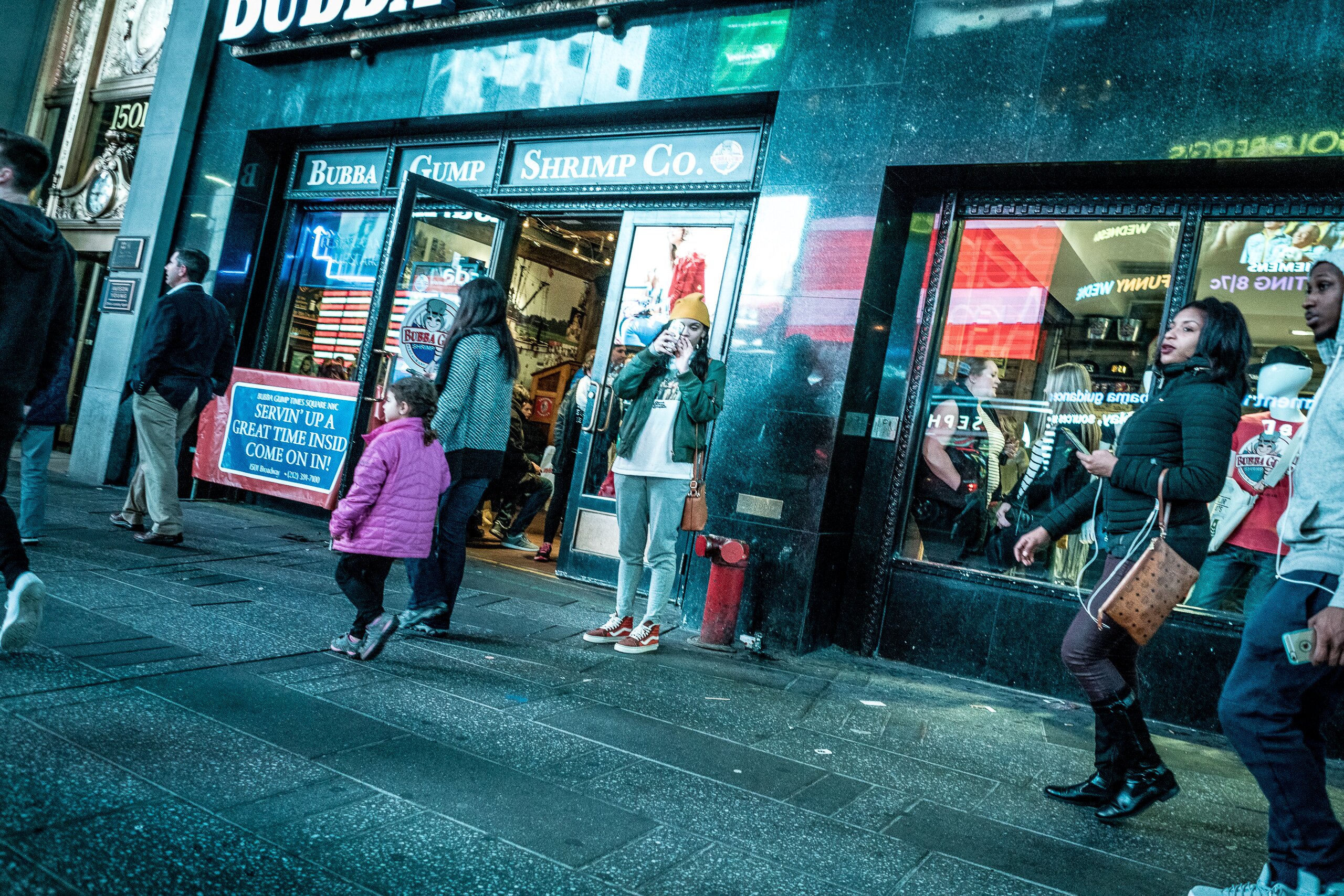 Times Square - photograph 8 of 17, travel photography by Robert Bucher